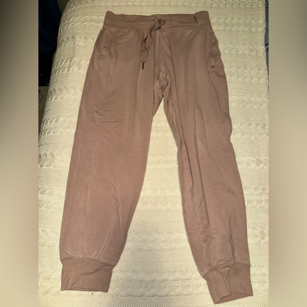 Athleta Balance Jogger Tan Size Medium - Picture 2 of 9